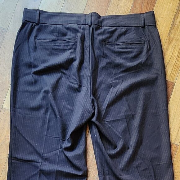 Dockers Brown Pin Stripe Straight Leg Trousers Size 14S - Picture 13 of 15